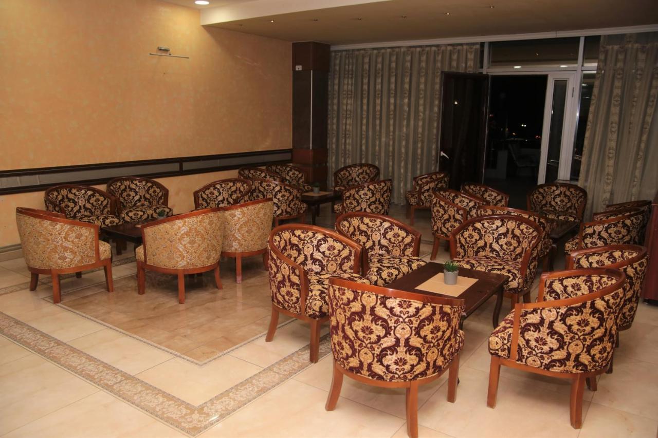 Hotel Pashtriku Gjakova Kültér fotó