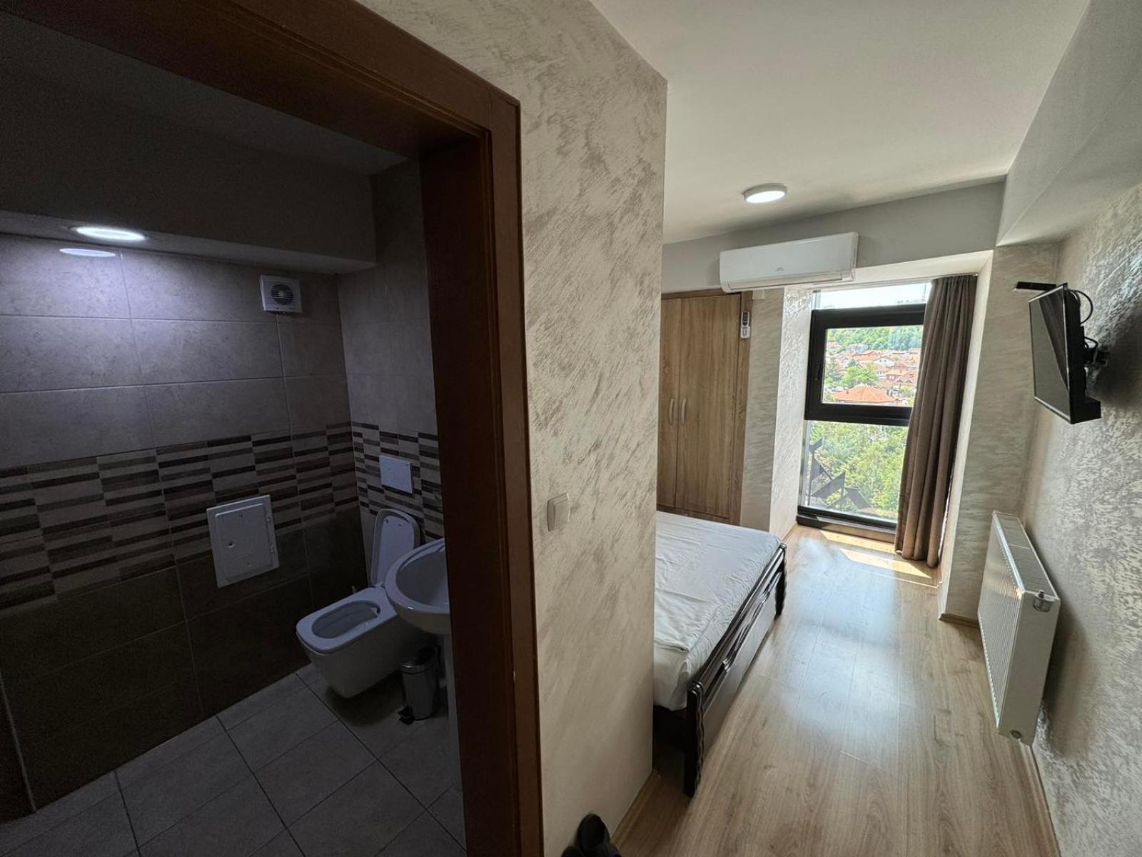 Hotel Pashtriku Gjakova Kültér fotó